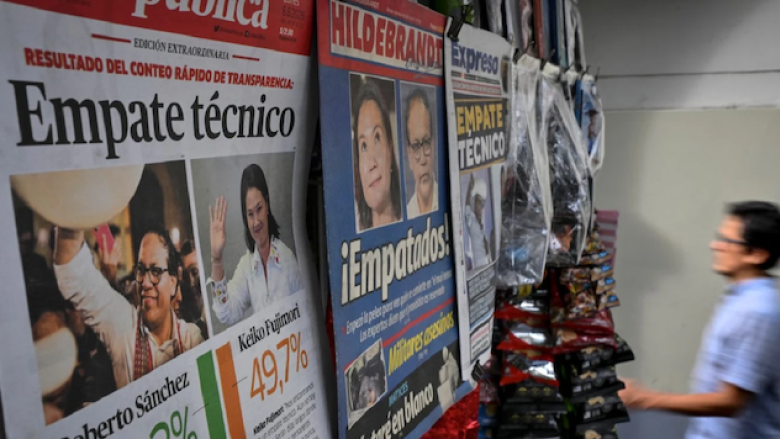 Un kiosco de prensa en Perú.