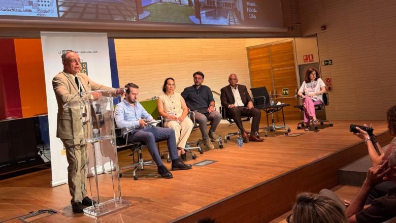 Ponentes en el III Foro DDC: 'Para la Cuba de mañana'.
