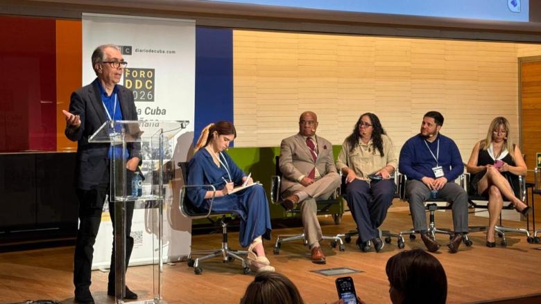 Mesa sobre regeneración de la sociedad y del espacio público del III Foro DDC: "Para la Cuba de mañana".