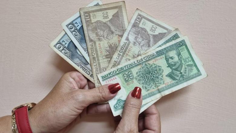 Billetes de pesos cubanos.