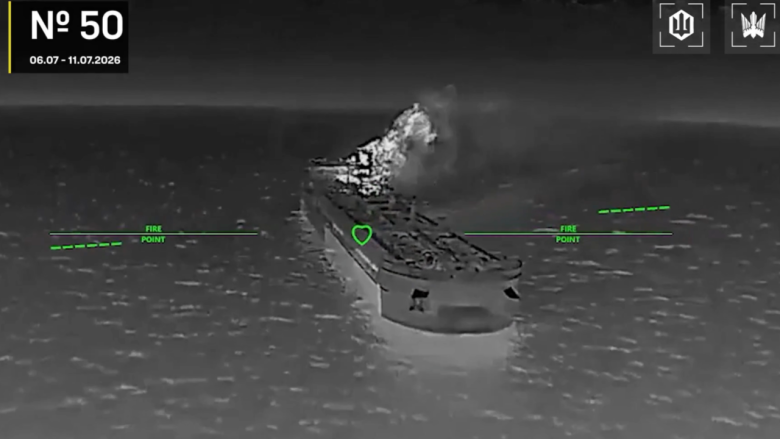 Un buque ruso alcanzado por drones de Ucrania.