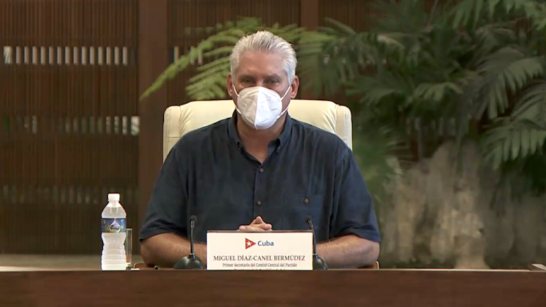 Miguel Díaz-Canel dando la 'orden de combate' por televisión el 11 julio de 2021.