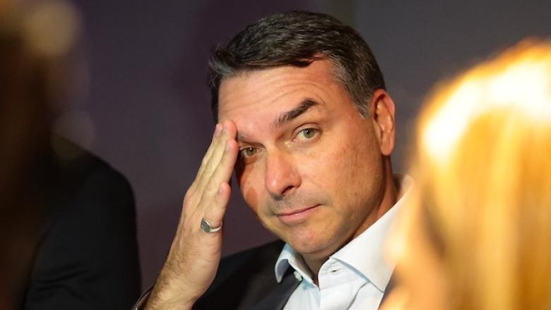 Flávio Bolsonaro.
